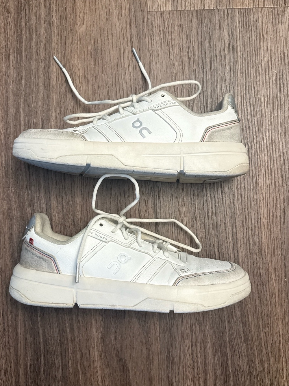 On Running the Roger clubhouse women’s white sneakers. Size 7